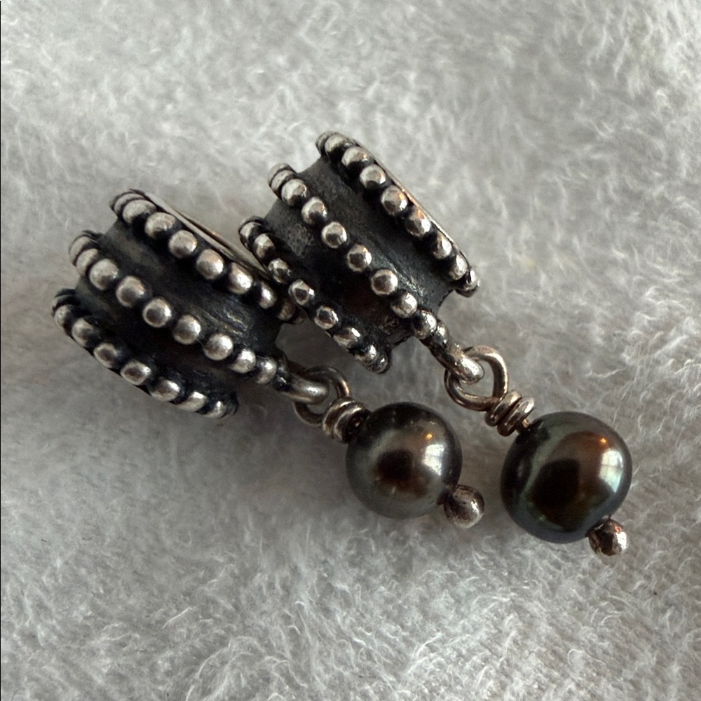 Elegant Pandora Sterling Silver and Black Pearl Pendant Bead 790132BP